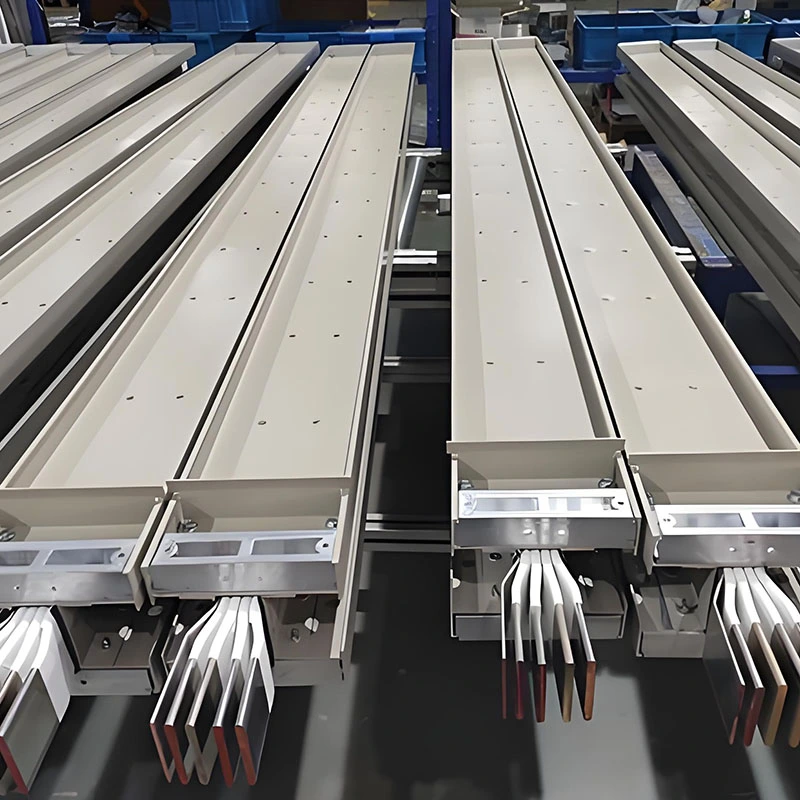 اتوبوس عبوری با جریان بالا